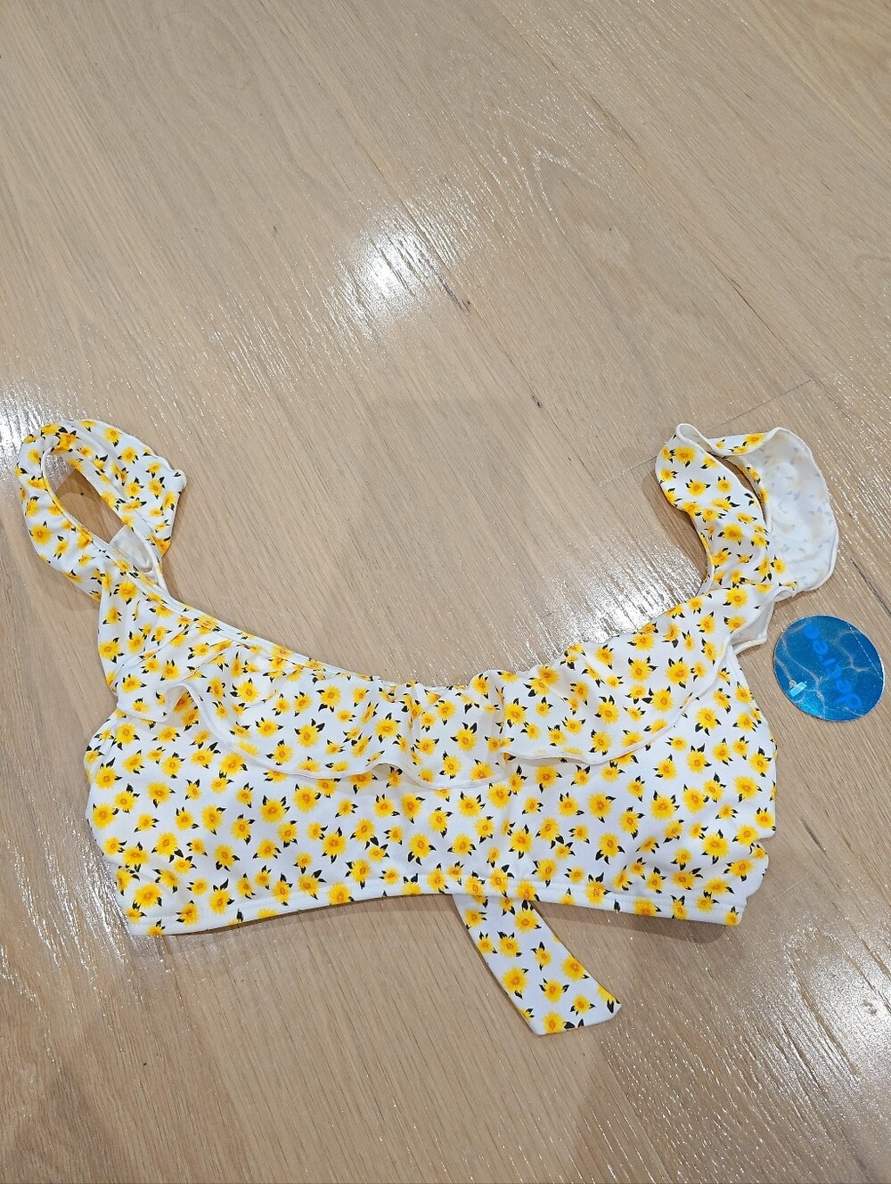 NWT Ruffled Yellow Floral Swimm TOP